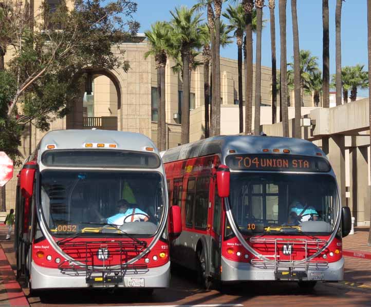 LA Metro Rapid NABI 60-BRT 9311